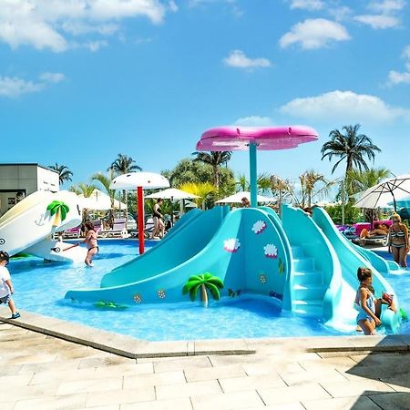 Mur Apartament Alezzi Beach Resort ナボダリ エクステリア 写真
